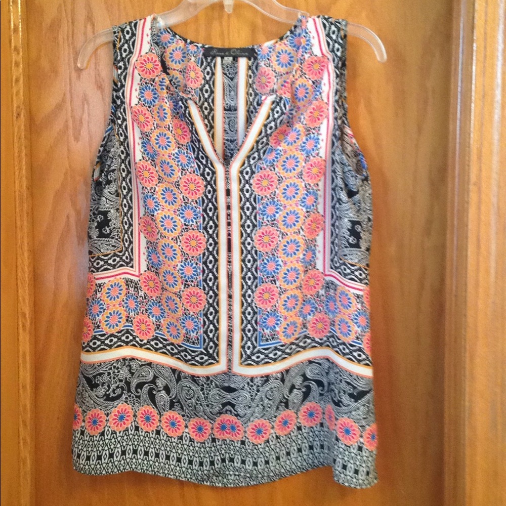 Sleeveless dress blouse